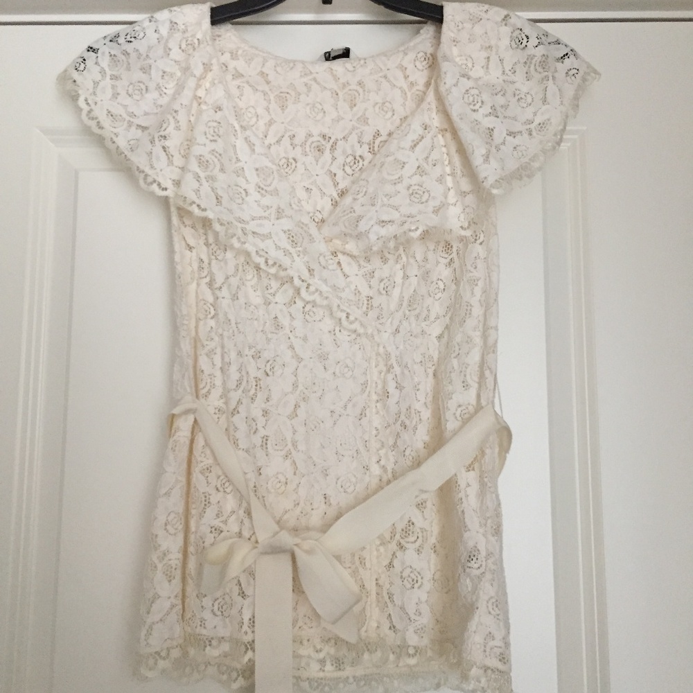 Kut from the Kloth| Cream Lace Shawl Collar Blouse
